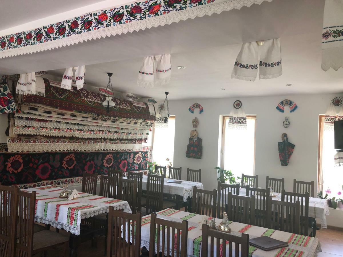 Pensiune Pastravarie La Pintea Haiducu Deseşti Zewnętrze zdjęcie